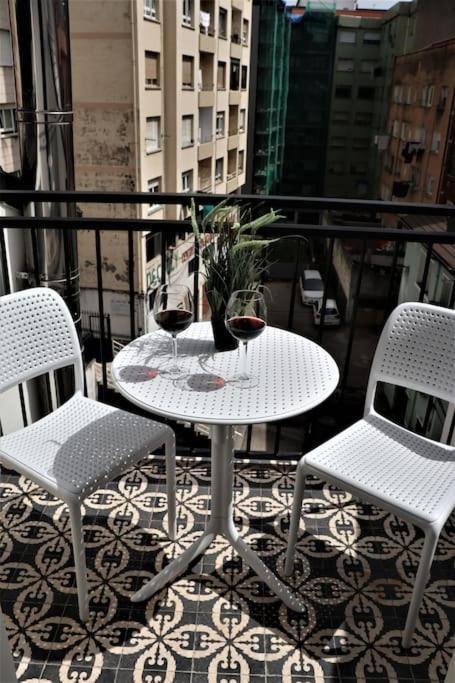 Turisticos Con Terraza En Lapera Appartement